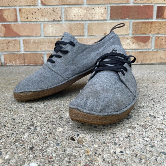 Etnies lurker Clearance
